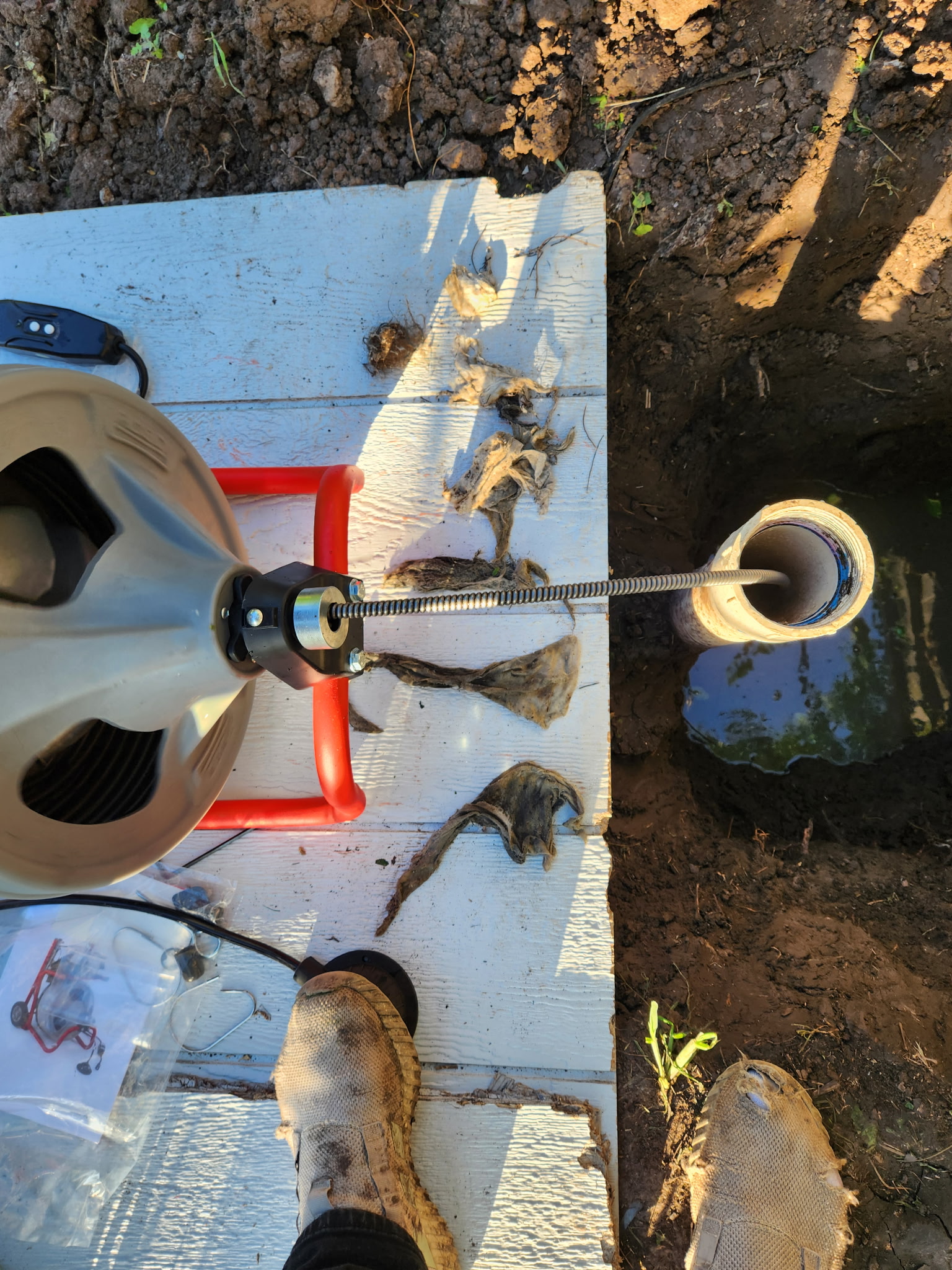 Snaking exterior drain line