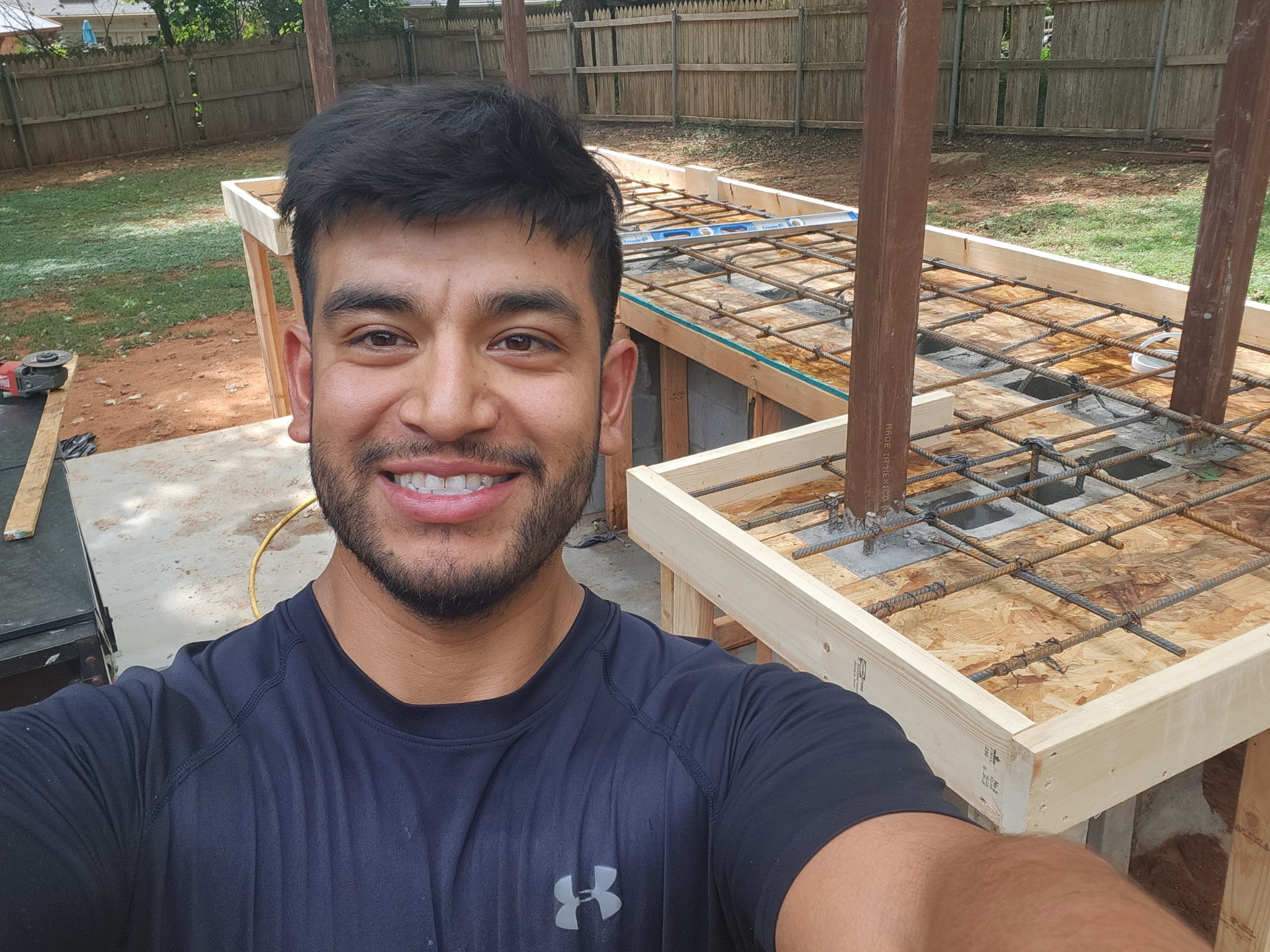 Selfie with pergola setup