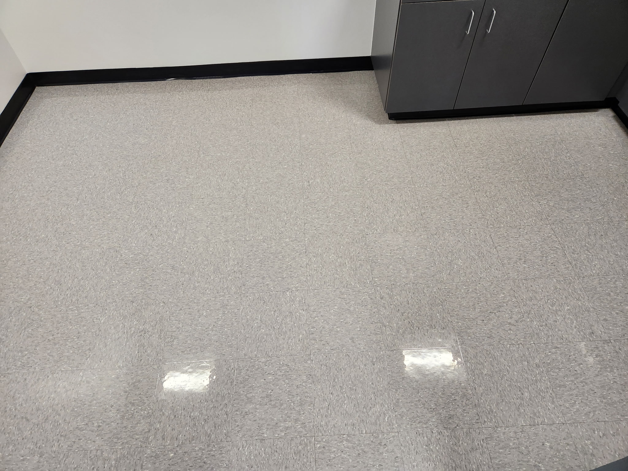 Corner floor clean 2